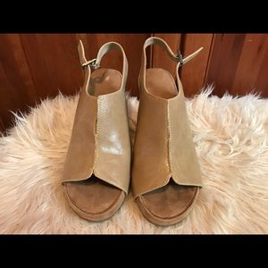 Aerosoles Nude Peep Toe Wedges
